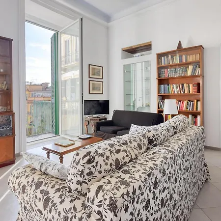 2 Bedroom Cozy In